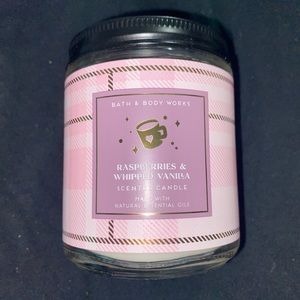 Bath & Body Works Candle